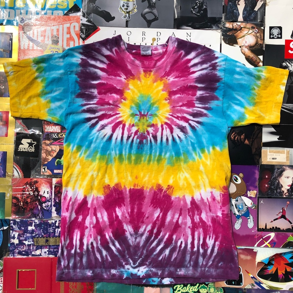 Vintage 90s FOTL Multicolor Tie Dye tee